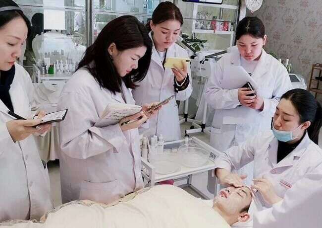 如何成為一名皮膚管理師？