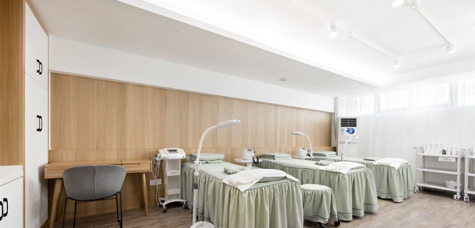 <a href='http://m.mmxudianchi.com/'>美容院加盟店</a>做好日常清潔很重要