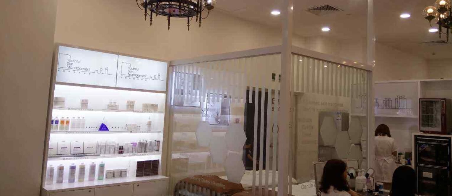 <a href='http://m.mmxudianchi.com/'>美容院加盟店</a>裝修如何劃分區域？