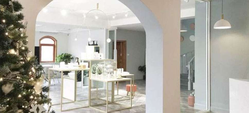 美容院加盟從八個(gè)方面做預(yù)算