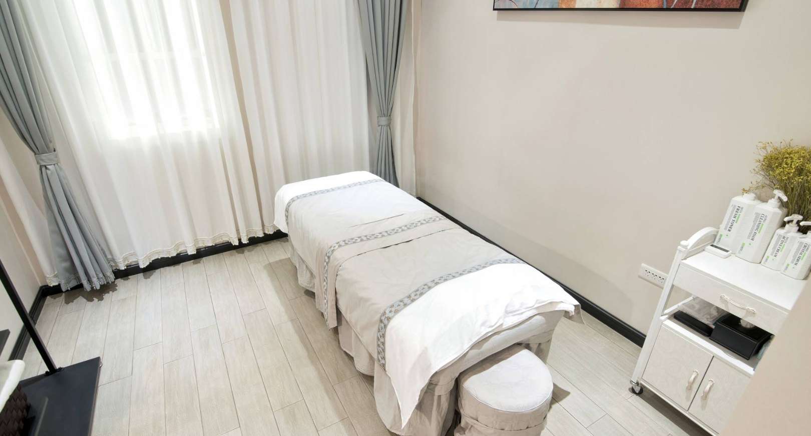 開<a href='http://m.mmxudianchi.com/'>皮膚管理加盟店</a>的流程