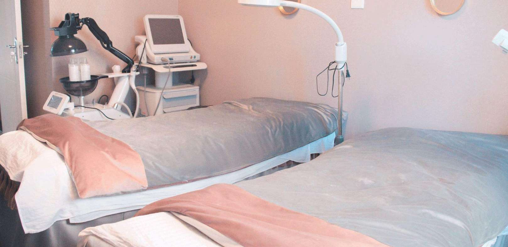 <a href='http://m.mmxudianchi.com/'>美容院整店加盟</a>輸出方案！